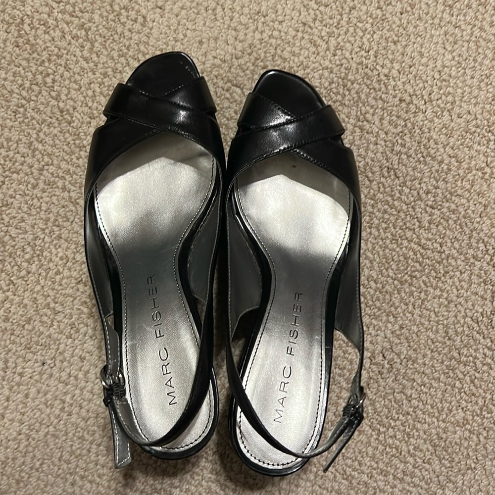 Marc Fisher Platforms Sz 8.5